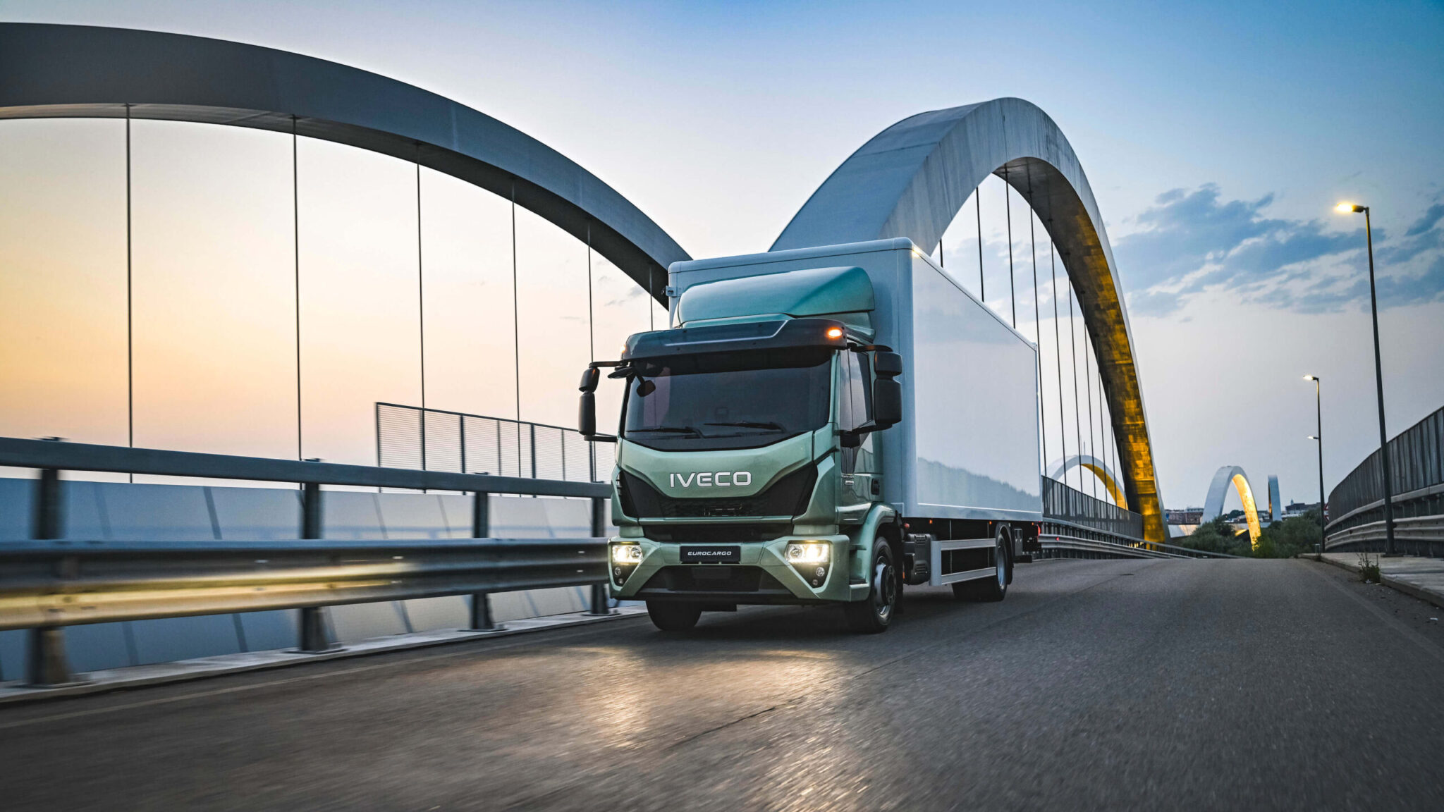 Eurocargo, IVECO Eurocargo CNG, Eurocargo CNG teherautó, CNG, fenntartható teherautó, CNG városi kisteherautó, városi teherautó, helyi szállítás, helyi fuvarozás, városi fuvarozás