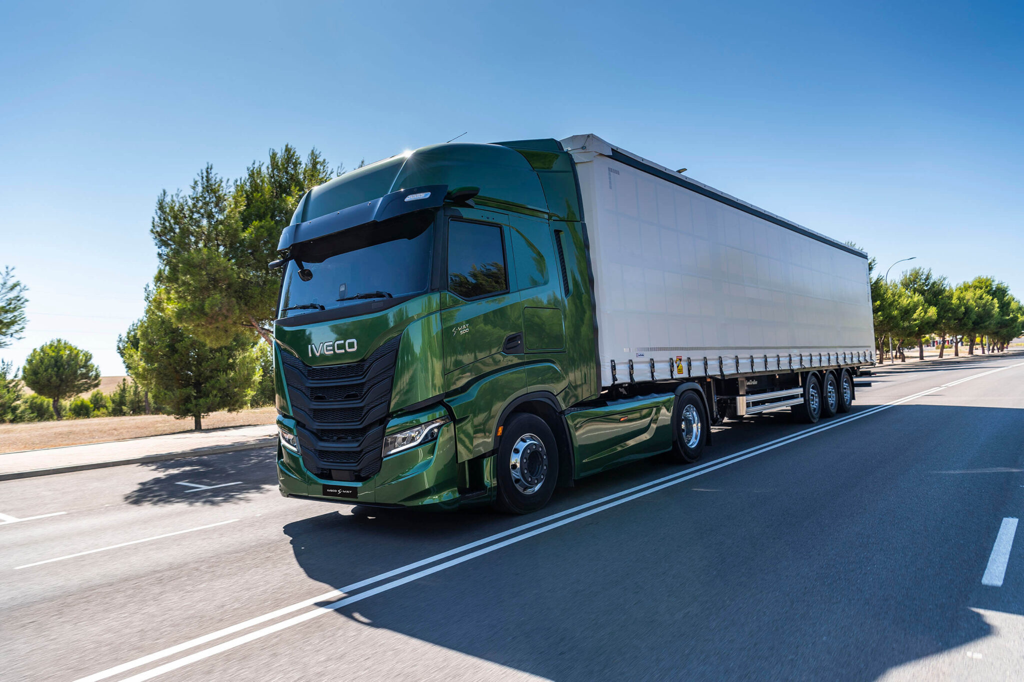 IVECO S-WAY, gázüzemű, Artic, gázüzemű teherautó, gázüzemű nyergesvontató, S-WAY vontató, gázüzemű vontató , Natural gas
