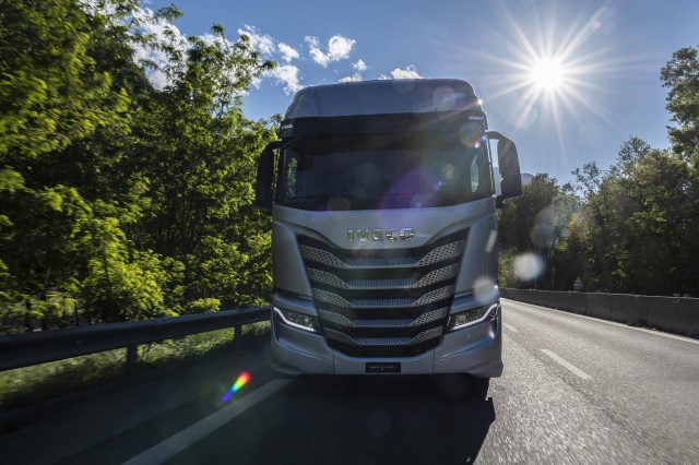 ETV Truck | Most érdemes IVECO S-WAY-t vásárolnia az EO-tech visiONTŐL az IVECO új hivatalos márkakereskedőjétől!